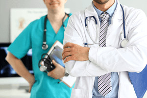 Mezioborové vzdělávací kurzy pro dermatology a pneumology na EUNI.cz